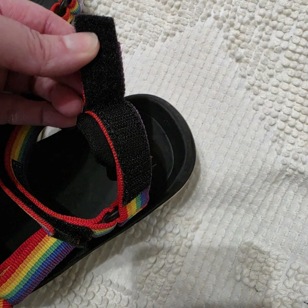 Teva Hurricane XLT2 Rainbow Pride Textile Sport Hiking Sandals Youth 12 Kids